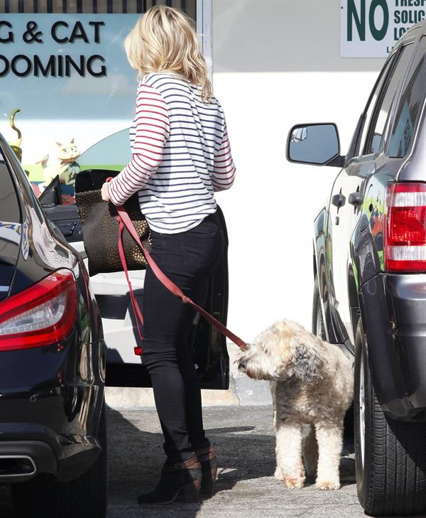 Ali Larter at the dog groomers in Los Angeles 10/22/13  