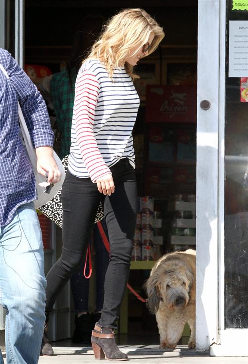 Ali Larter at the dog groomers in Los Angeles 10/22/13  