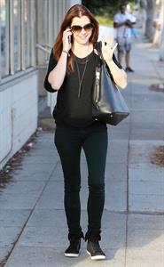 Alyson Hannigan Goes shopping in Santa Monica (November 7, 2013) 