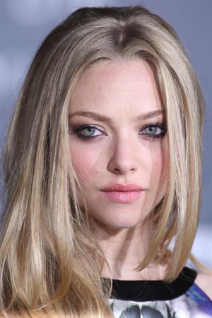 Amanda Seyfried In Time premiere in Los Angeles on October 20, 2011 