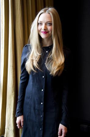 Amanda Seyfried  Les Miserables  Photocall 12/2/12  