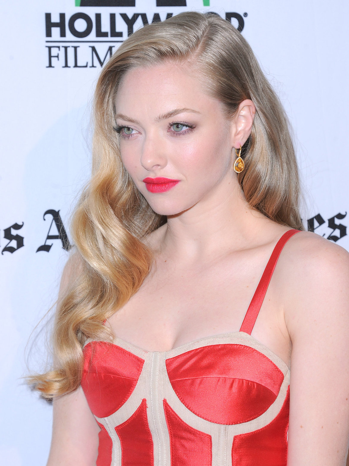 Amanda Seyfried Pictures Amanda Seyfried - 16th Annual Hollywood Film Awards Gala in Beverly Hills October 22, 2012
