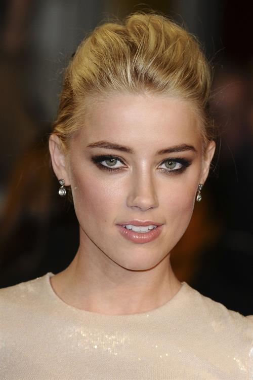 Amber Heard The Rum Diary premiere in London 3-11-2011 