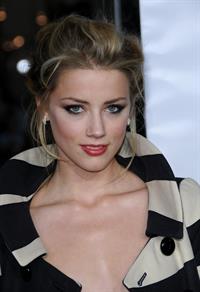 Amber Heard attending the Forgetting Sarah Marshall premiere in Hollywood 