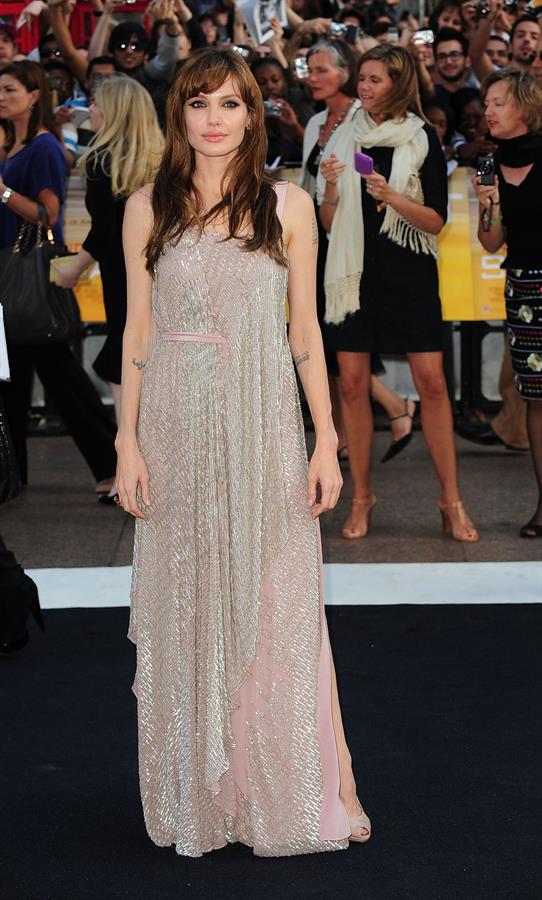 Angelina Jolie Salt Premiere in London on August 16, 2010 