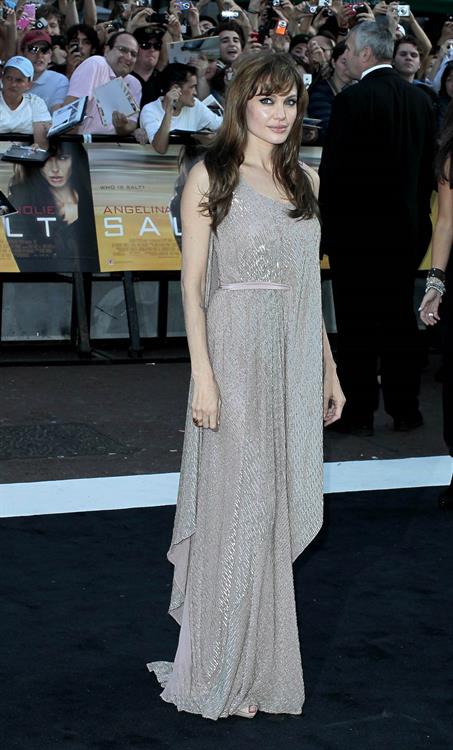 Angelina Jolie Salt Premiere in London on August 16, 2010 