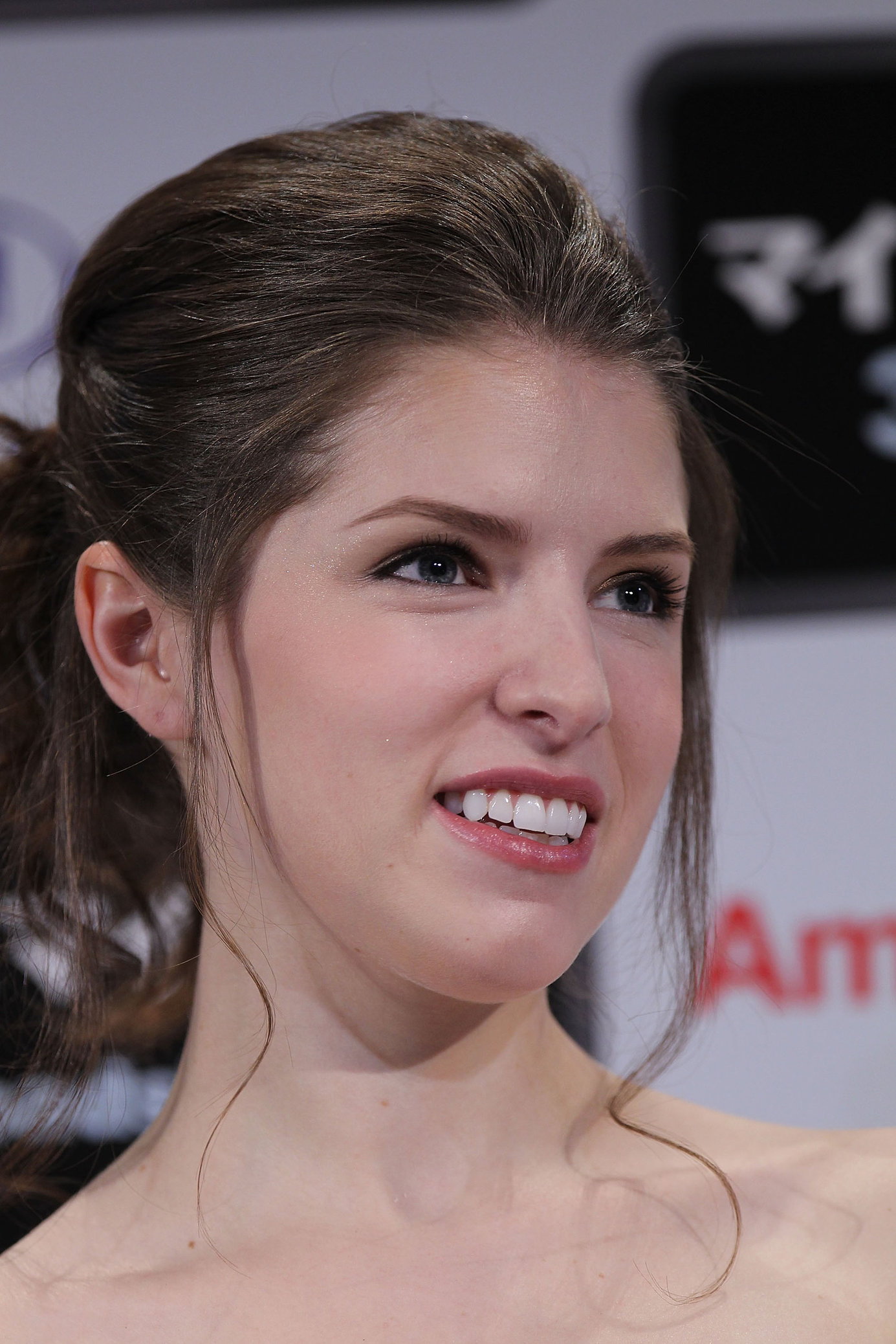 Anna Kendrick promotes Up In the Air on March 15, 2010 