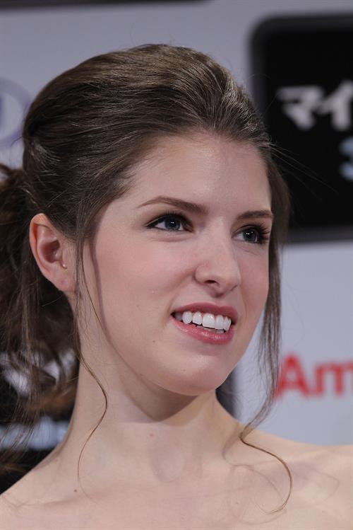 Anna Kendrick promotes Up In the Air on March 15, 2010 