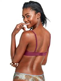 Zuri Tibby in lingerie