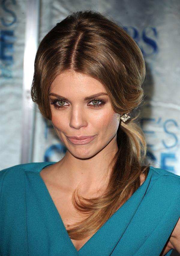 Annalynne McCord Peoples Choice Awards in Los Angeles 5-12-2011 