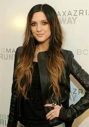 Ashlee Simpson at Max Azria Spring Collection on September 10, 2010