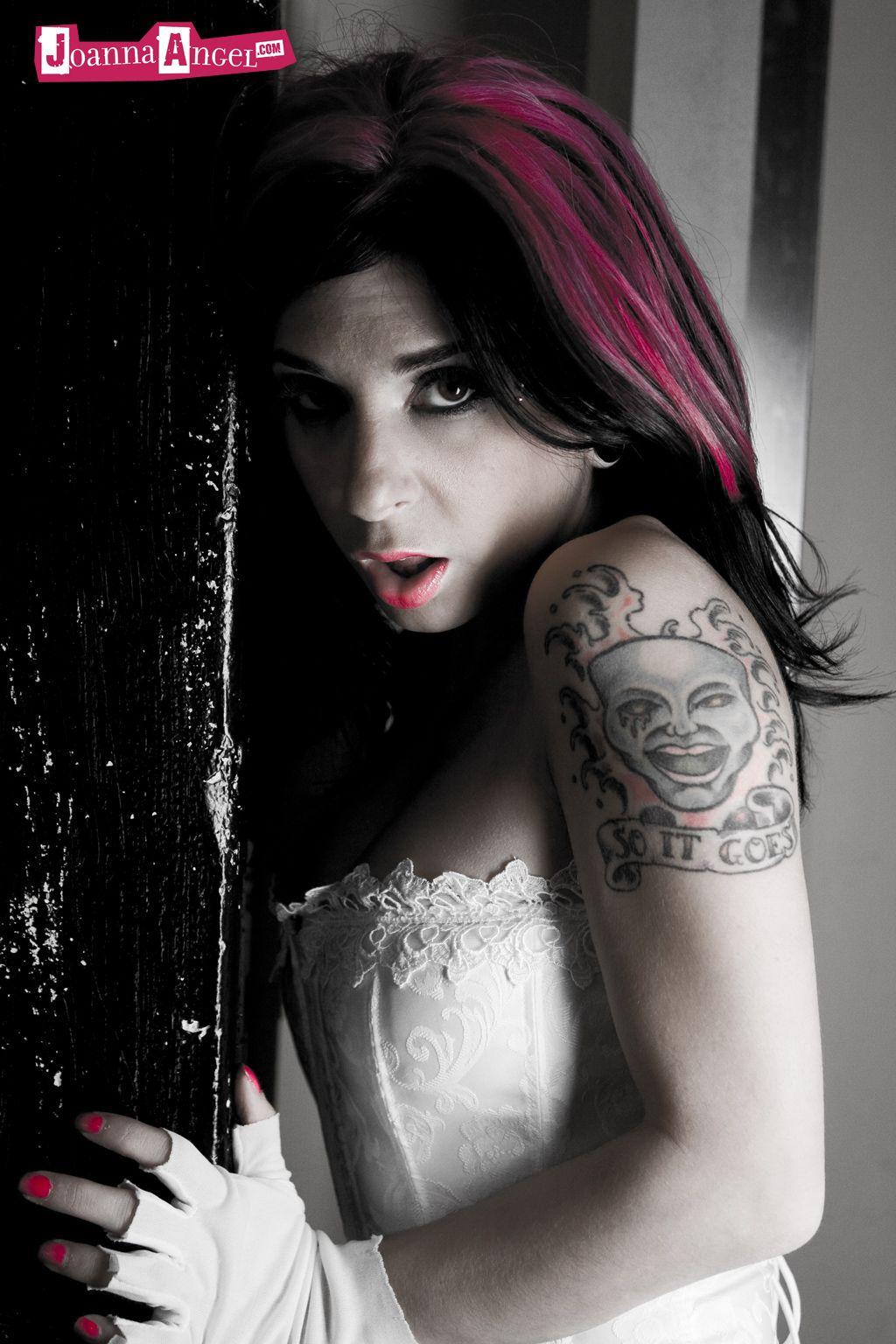 Joanna Angel