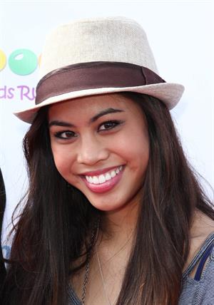 Ashley Argota 'Family Day' at Santa Monica Pier 10/6/12 