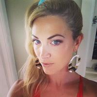 Laura Surrich taking a selfie