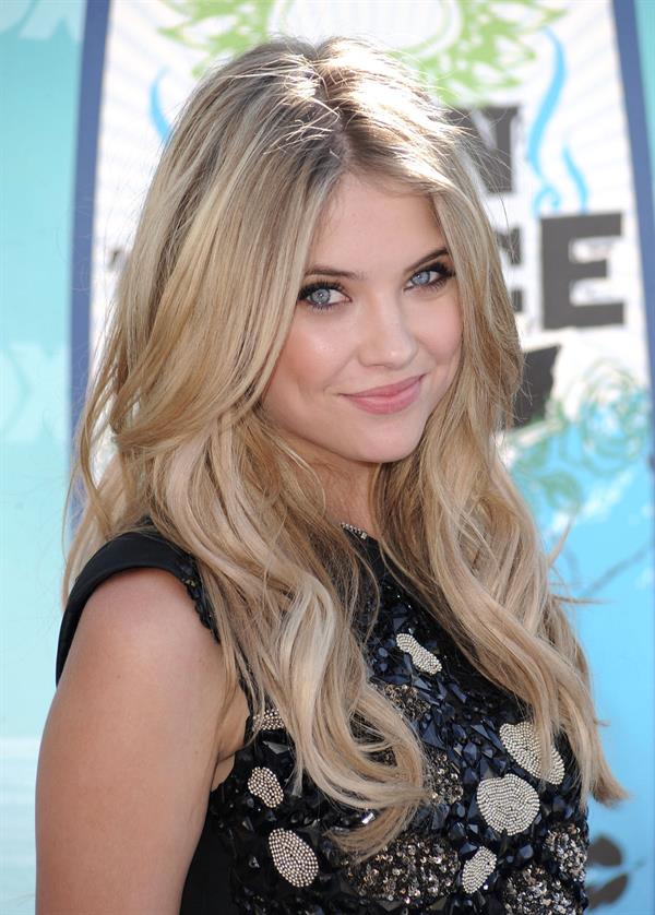 Ashley Benson attends the 2010 Teen Choice Awards at Gibson Amphitheatre on August 8 