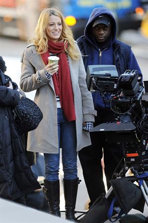 Blake Lively The Set of Gossip Girl in New York - October 11, 2012 