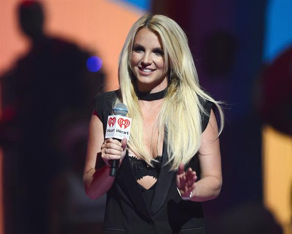 Britney Spears – iHeartRadio Music Festival 9/21/13  