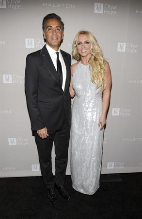 Britney Spears City of Hope Honor CEO Ben Malka with Spirit of Life Awards LA on October 10, 2012