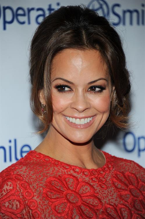 Brooke Burke-Charvet Operation Smile's 2013 Smile Gala -- Beverly Hills, Sep. 27, 2013 