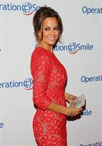 Brooke Burke-Charvet Operation Smile's 2013 Smile Gala -- Beverly Hills, Sep. 27, 2013 
