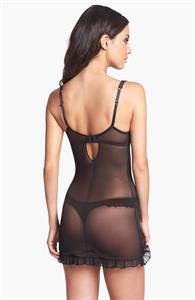 Mayra Suárez in lingerie - ass