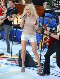 Carrie Underwood - LIVE at NBC's Today show - NYC - August 15, 2012