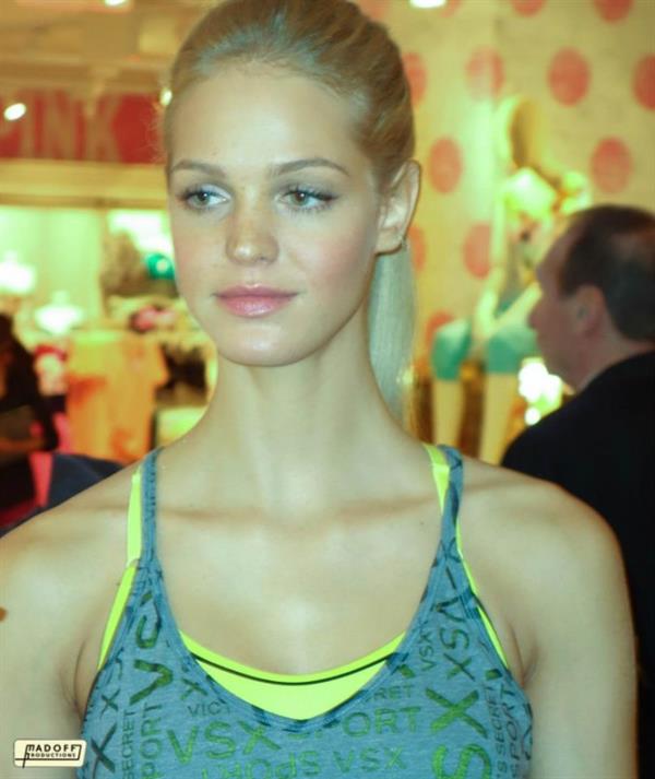 Erin Heatherton