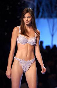 Mini Andén in lingerie