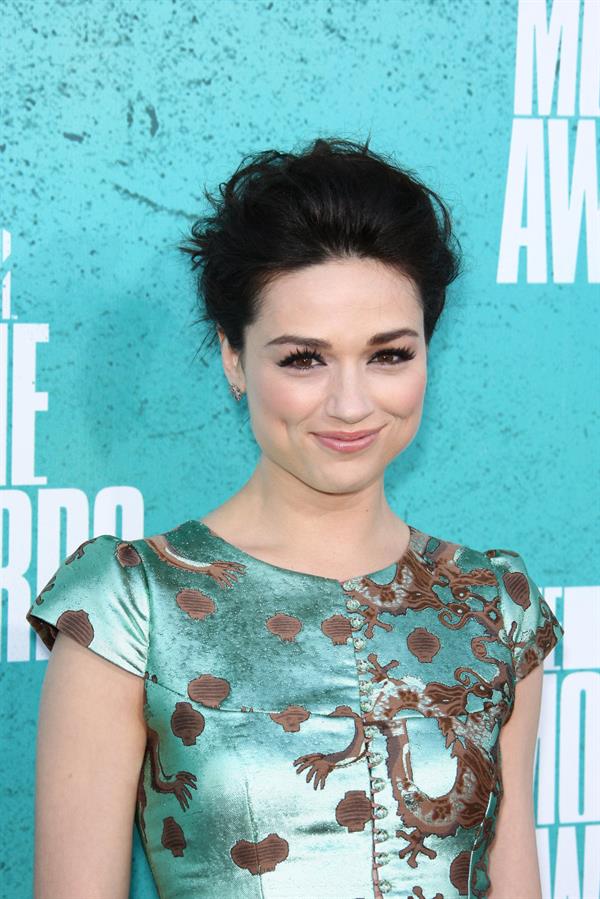 Crystal Reed - 2012 MTV Movie Awards (Arrival) in Universal City (June 3, 2012)