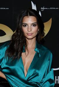 Emily Ratajkowski