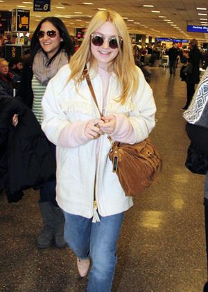Dakota Fanning arriving in Salt Lake City to attend the Sundance Film Festival 1/21/13 