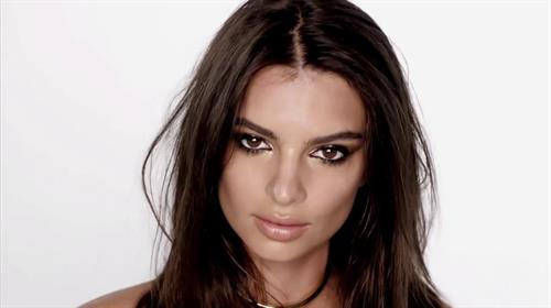 Emily Ratajkowski