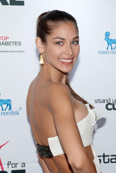 Dayana Mendoza Stand Up For A Cure 2013 (April 17, 2013) 