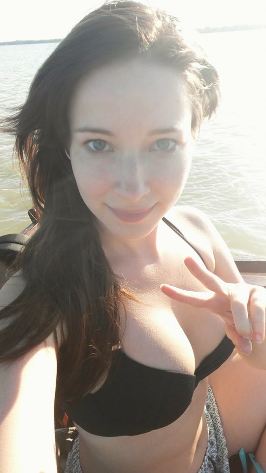 Enji Night taking a selfie