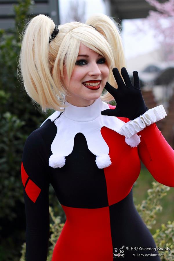 Enji Night as Harley Quinn