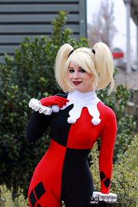 Enji Night as Harley Quinn