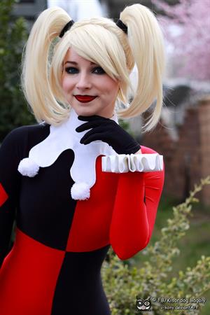 Enji Night as Harley Quinn