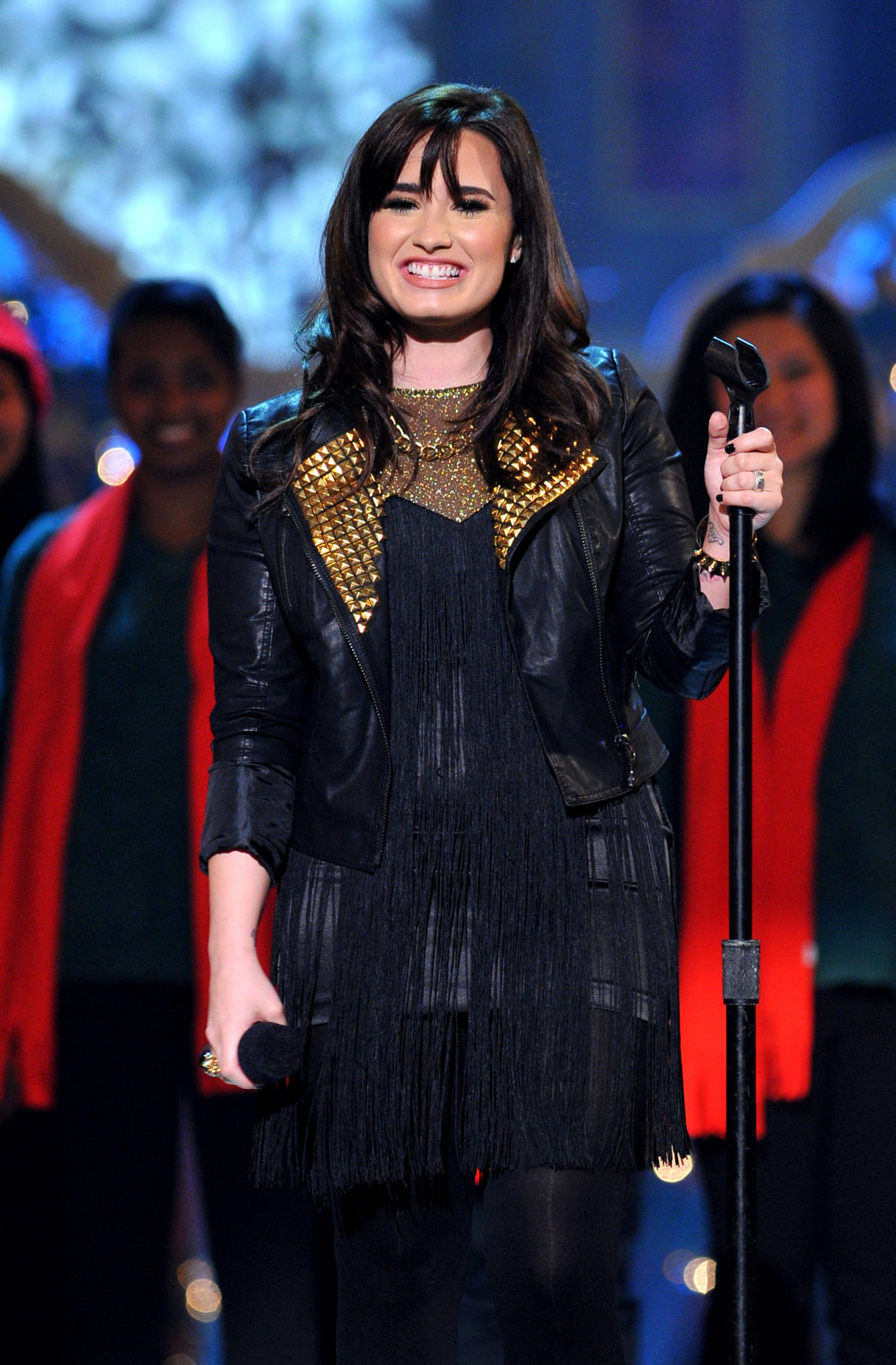 Demi Lovato TNT Christmas 2012 @ the National bldg Museum in WA 12/9/12 