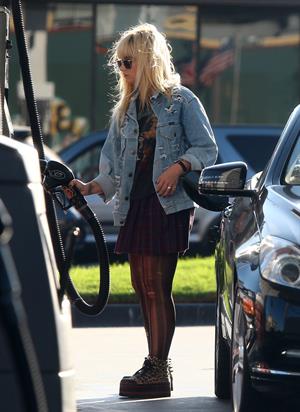 Demi Lovato getting gas in Beverly Hills 10/7/12 