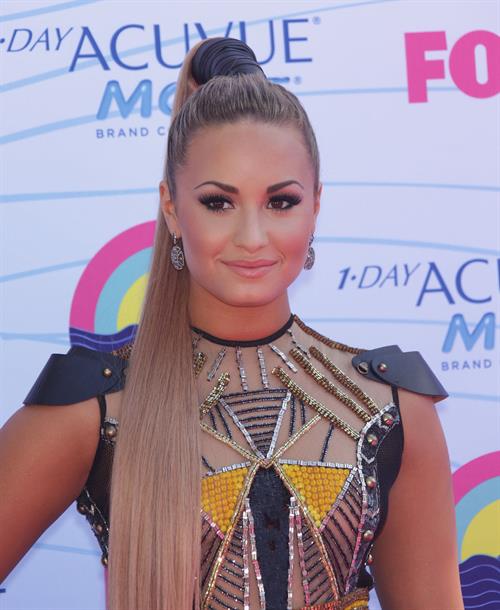 Demi Lovato - 2012 Teen Choice Awards in Universal City (July 22, 2012)