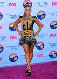 Demi Lovato - 2012 Teen Choice Awards in Universal City (July 22, 2012)