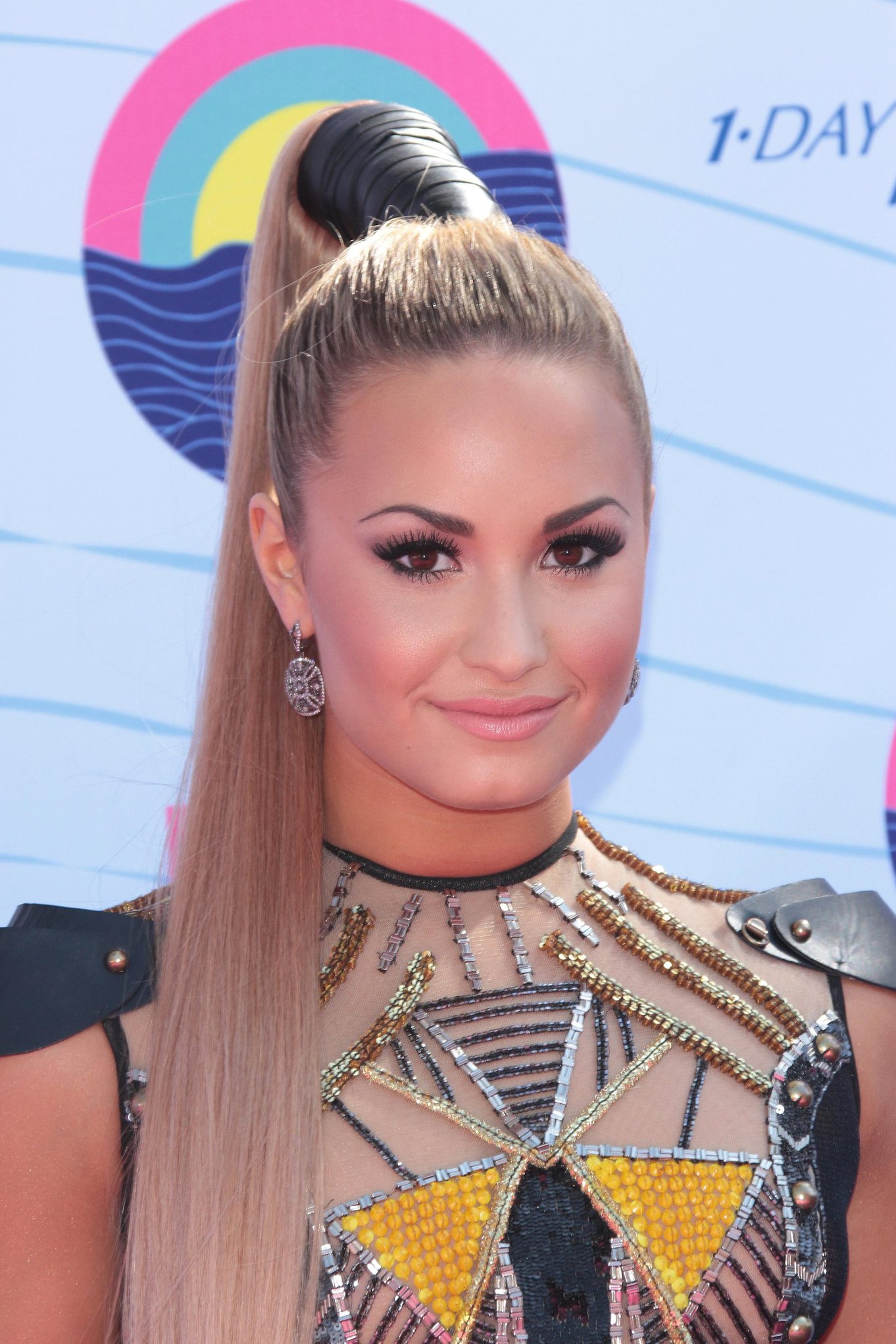 Demi Lovato - 2012 Teen Choice Awards in Universal City (July 22, 2012)