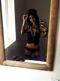 Jenah Yamamoto taking a selfie