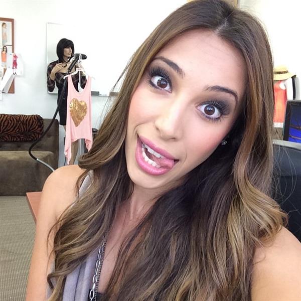 Sierra Dallas taking a selfie