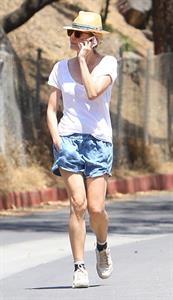 Diane Kruger Taking a Sunday stroll in Hollywood 11.08.13 