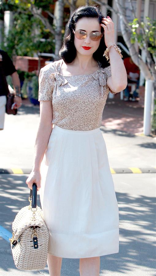 Dita Von Teese - out and about in West Hollywood (Aug. 20 2012)