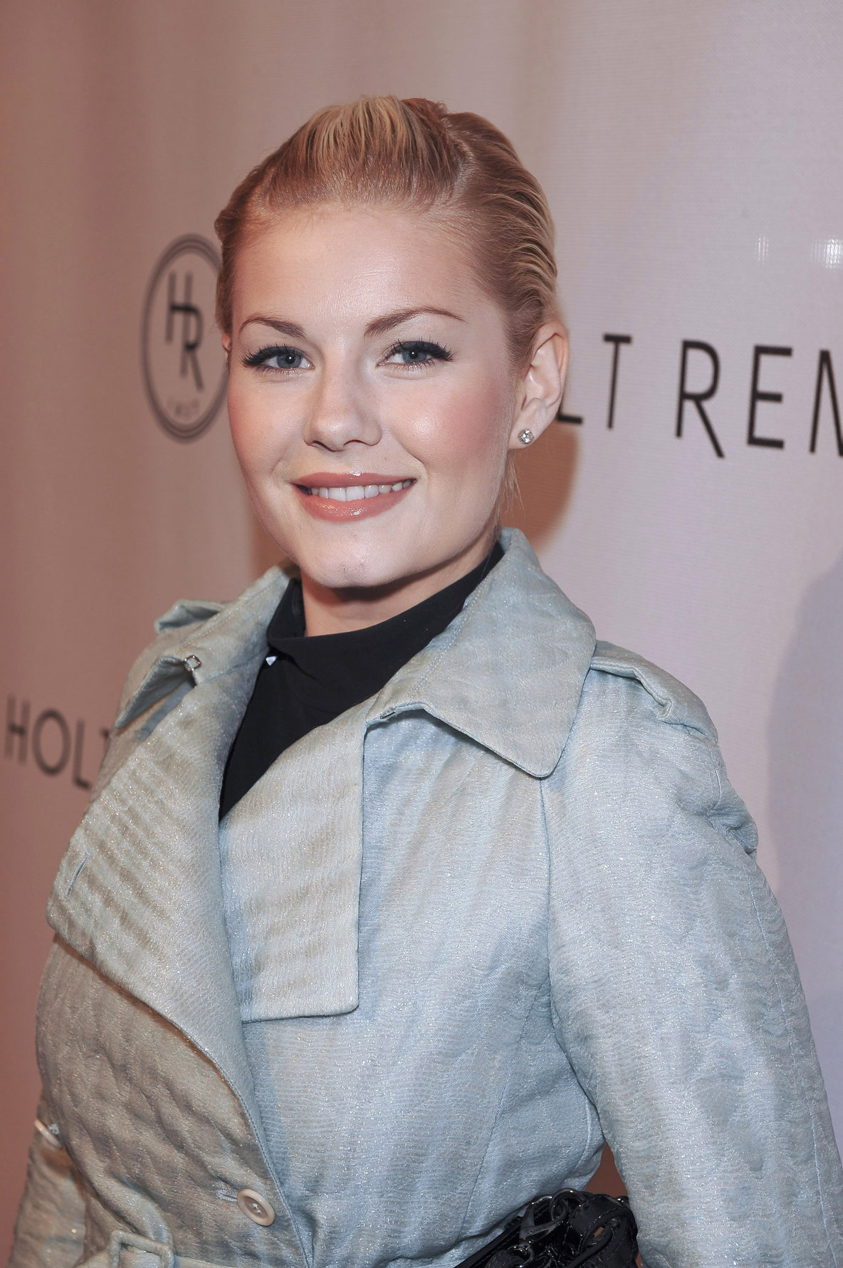 Elisha Cuthbert - Holt Renfrew celebrates new Calgary store -- Nov. 19, 2009