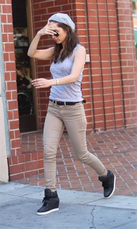 Eliza Dushku Headed for doctor’s office in Beverly Hills - Sept 17, 2012 
