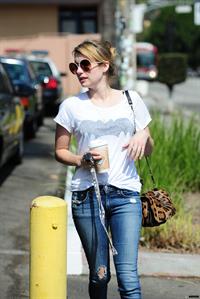 Emma Roberts Tight Jeans The Griddle Cafe And Rite Aid LA (10/09/12) 