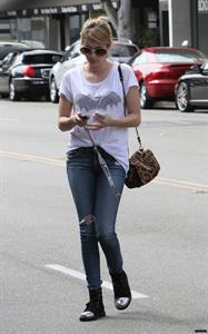 Emma Roberts Tight Jeans The Griddle Cafe And Rite Aid LA (10/09/12) 
